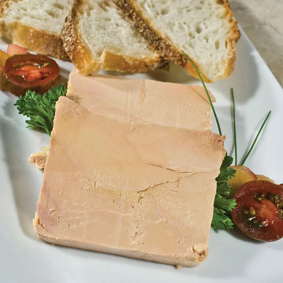 Foie gras : comprendre les différences entre bloc, entier, mi-cuit et cru