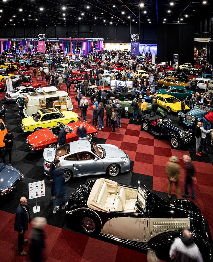 Automobiles de collection exposées à InterClassics Maastricht