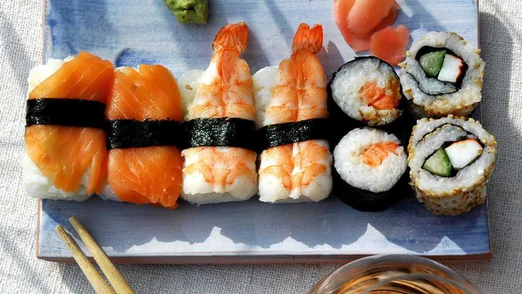 Les véritables sushis : un art ancestral bafoué par l’industrialisation